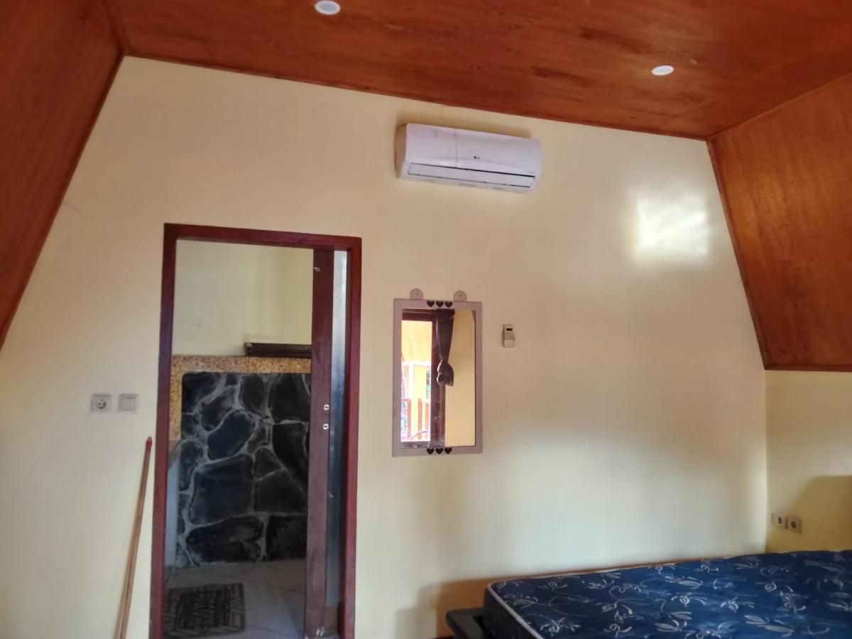 Two One Bungalow Гілі-Мено Екстер'єр фото