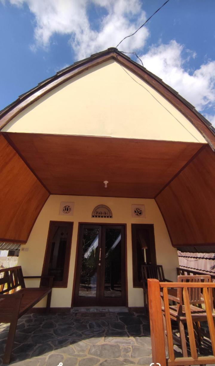 Two One Bungalow Гілі-Мено Екстер'єр фото